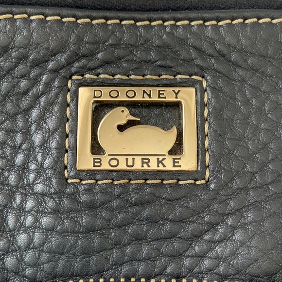 Dooney & Bourke Black Pebbled Leather Handbag - Picture 2 of 9